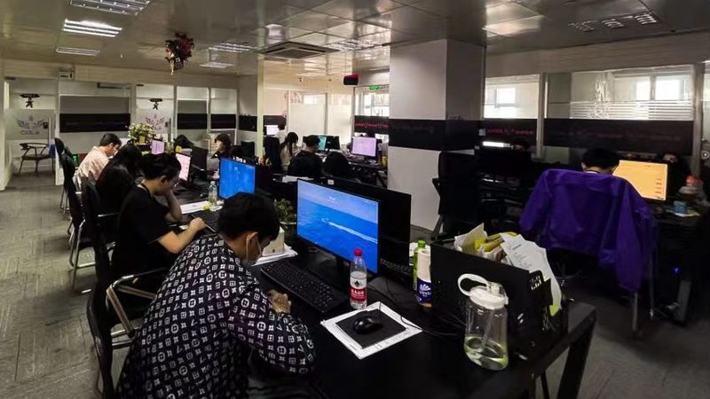 TVC广告片拍摄：材质与道具搭配的奥秘